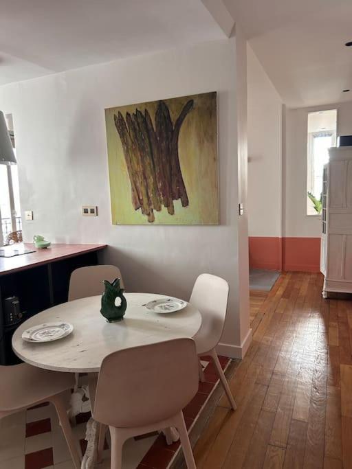 Un Fabuleux Decor Pour Un Chaleureux Appartement Paris Exterior foto